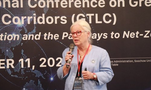 【報導】東吳企管匯聚國際學者與產業專家　聚焦AI、數位轉型與淨零物流